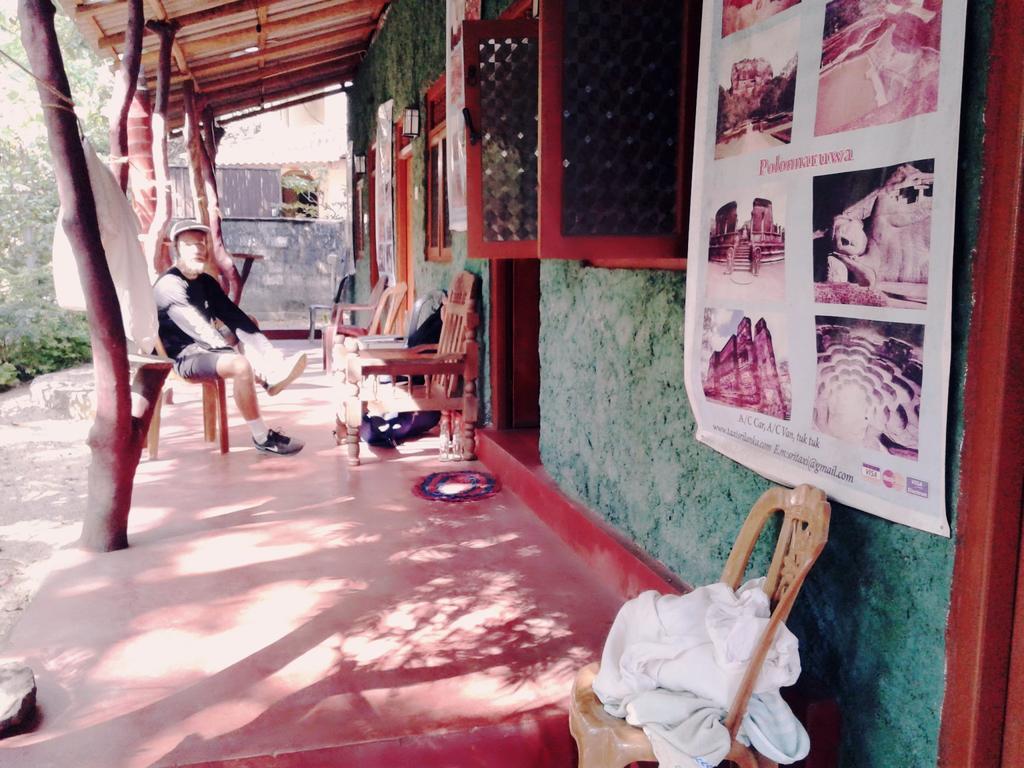 Bluesky Guest House Dambulla Ngoại thất bức ảnh
